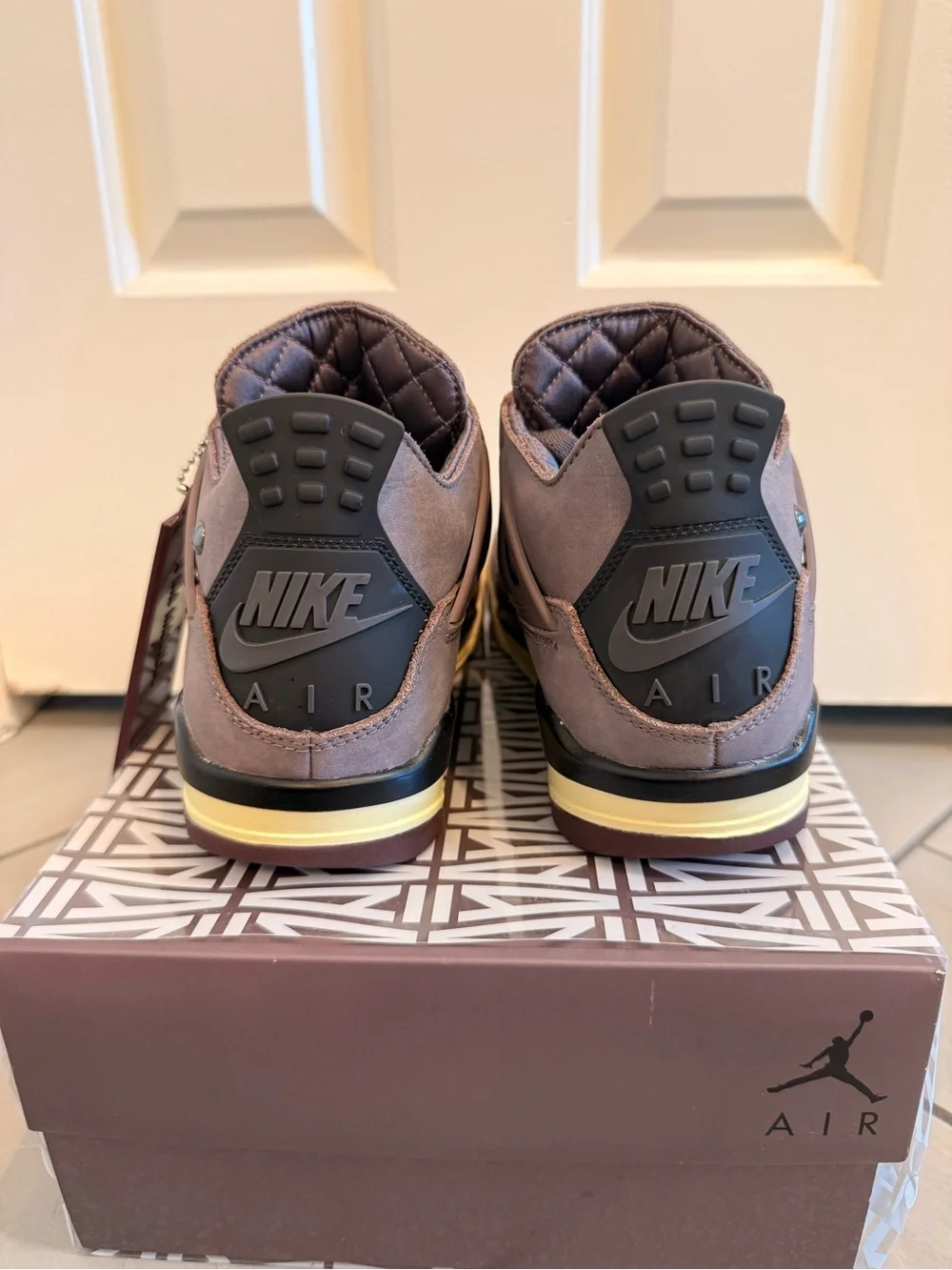 Jordan A Ma Maniére Air Jordan 4 Mauve Brown Sneakers size 6